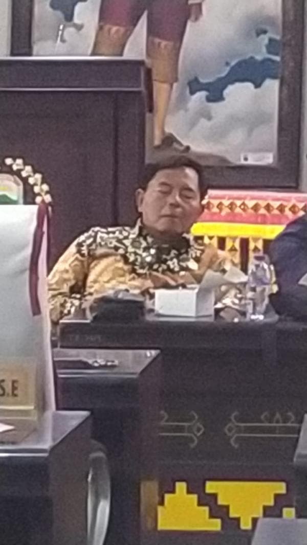 Anggota DPRD Lamsel Tidur Pulas Saat Rapat Dengar Pendapat bersama OPD Lamsel