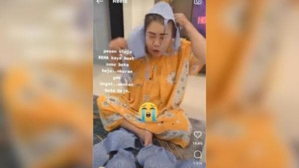 Ridwan Kamil Cari Ibu yang Marah Usai Salah Ukuran Beli BH hingga Muat di Kepala Ridwan Kamil Cari Ibu yang Marah Usai Salah Ukuran Beli BH hingga Muat di Kepala
