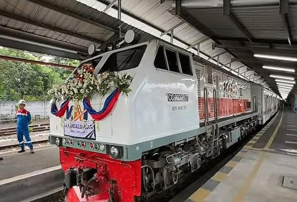 KAI Hadirkan Kereta Api dengan Rute Terpanjang Dari Jakarta ke Jember KAI Hadirkan Kereta Api dengan Rute Terpanjang Dari Jakarta ke Jember