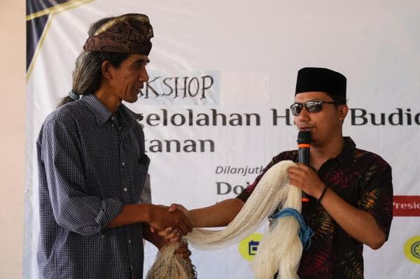 Olah Ikan Jadi Produk UMKM, Gus Nusantara Bekali Ketrampilan Warga Pesisir Pantura