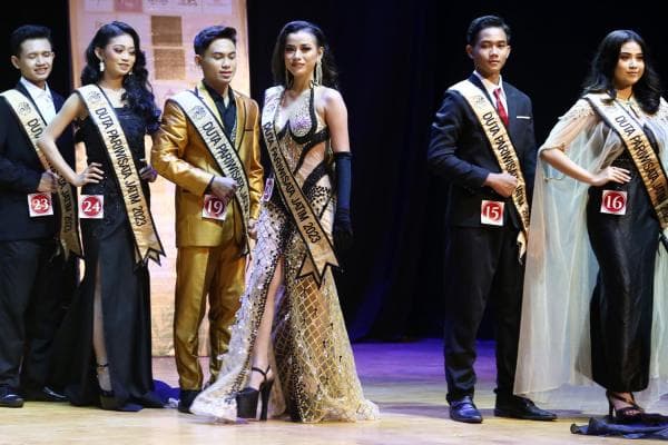 Devina, Finalis Duta Pariwisata Jawa Timur Gaungkan Desa Wisata Jatim Devina, Finalis Duta Pariwisata Jawa Timur Gaungkan Desa Wisata Jatim