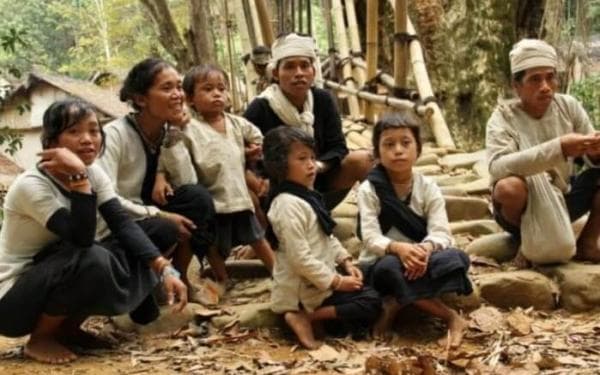Kawalu, Tradisi Unik Penyucian Diri Khas Warga Baduy Kawalu, Tradisi Unik Penyucian Diri Khas Warga Baduy