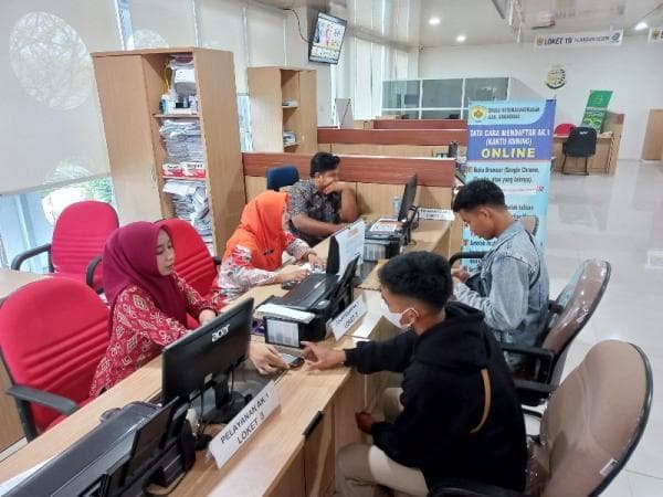 Pencari Kerja Yang Mengurus Kartu Kuning di Disnakertrans Grobogan Meningkat Pencari Kerja Yang Mengurus Kartu Kuning di Disnakertrans Grobogan Meningkat