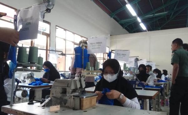 Disnaker Kuningan Fasilitasi Pelatihan Calon Pekerja PT Fashion Stitch Joshua Disnaker Kuningan Fasilitasi Pelatihan Calon Pekerja PT Fashion Stitch Joshua