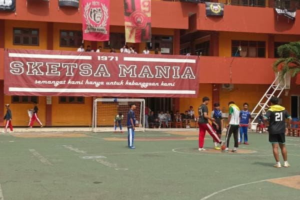 Terinspirasi Indonesia vs Argentina, SMK Ketintang Gelar Lomba Futsal antar Kelas, Begini Serunya Terinspirasi Indonesia vs Argentina, SMK Ketintang Gelar Lomba Futsal antar Kelas, Begini Serunya