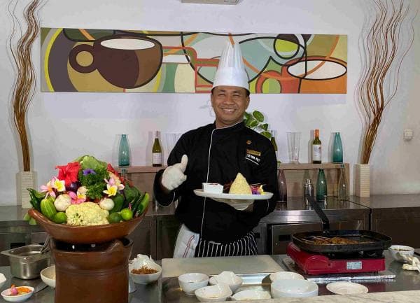 Nikmati Sate Sapi ala Chef Putu Dewa, ada di Swiss-Belinn Airport Jakarta