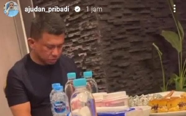 Astaga, Viral Foto Ferdy Sambo Berada di Luar Penjara, Ini Kata Pengacara Astaga, Viral Foto Ferdy Sambo Berada di Luar Penjara, Ini Kata Pengacara