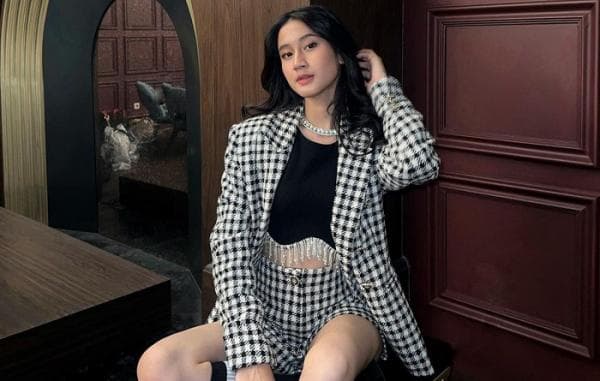 Dianggap Kurang Sopan, Keisya Levronka Trending di Twitter Dianggap Kurang Sopan, Keisya Levronka Trending di Twitter