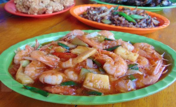 Mau Coba Seafood Murah di Pantai Cilacap? Di Sini Surganya Kuliner Laut
