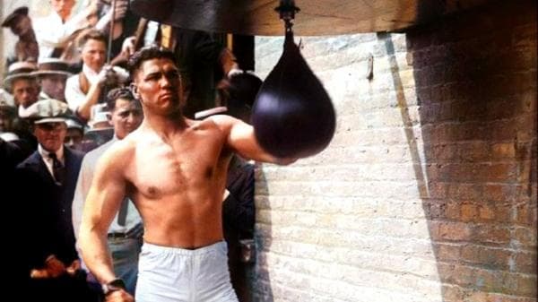 Analisis Teknik Tinju Dempsey Roll: Cara Kerja, Kelebihan dan Kelemahan