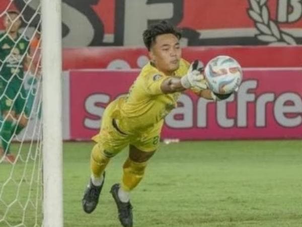 Sosok Ernando Ari, Kiper Timnas Indonesia U-23 yang Mampu Tahan Serangan Timnas Vietnam U-23