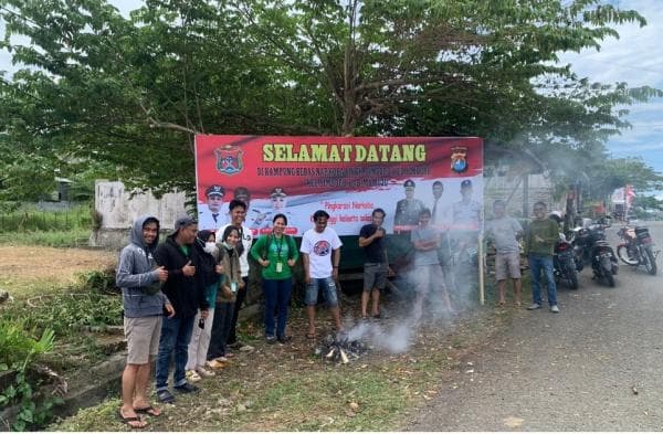 Sat Resnarkoba Mamuju Gandeng Mahasiswa Gencarkan Edukasi dan Penyuluhan Bahaya Narkoba Sat Resnarkoba Mamuju Gandeng Mahasiswa Gencarkan Edukasi dan Penyuluhan Bahaya Narkoba