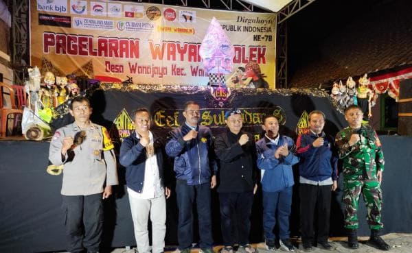 Ngamumule Seni Sunda! Nobar Wayang Golek di Desa Wanajaya Garut Ngamumule Seni Sunda! Nobar Wayang Golek di Desa Wanajaya Garut
