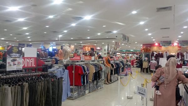 Karyawan KDS Probolinggo yang Dikomplain Selebgram Adalah Siswa Magang, Alami Traumatis