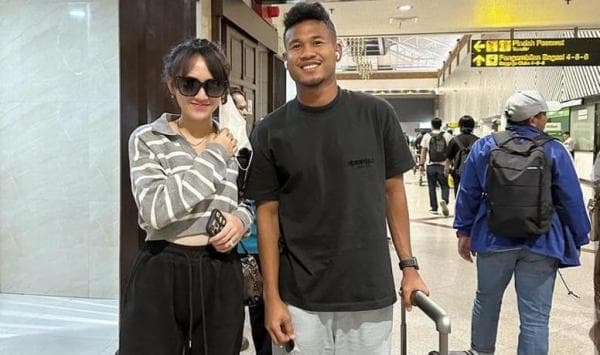 Bagas Kaffa Foto Bareng Happy Asmara, Saudara Kembar Bilang Begini!