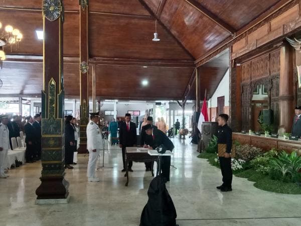 Jelang Akhir Masa Jabatan, Bupati Tulungagung Lantik 602 Pejabat