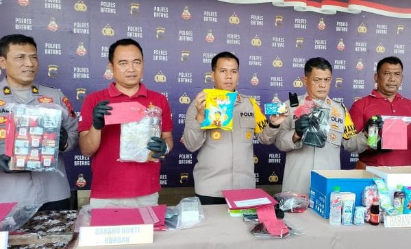 Polisi Sita Produk Kadaluarsa. Konsumen Diminta Teliti Sebelum Membeli