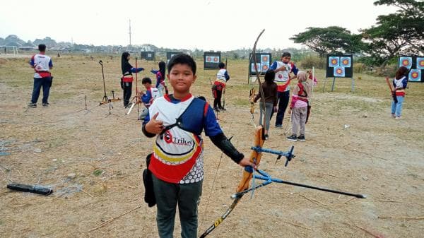 Pranaja Affan Adhyastha: Siswa Kelas 4 SD Al Hanif Cilegon, Peraih Emas Lomba Panahan Pranaja Affan Adhyastha: Siswa Kelas 4 SD Al Hanif Cilegon, Peraih Emas Lomba Panahan