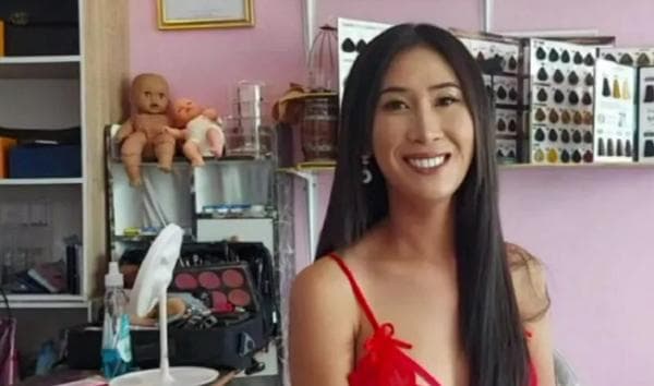 Pelayan Salon Kenakan Lingerie demi Tarik Pelanggan, Netizen: Hai Para Istri Waspadalah