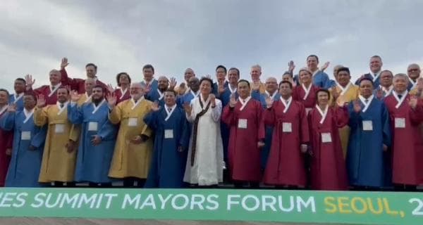 Danny Pomanto Paparkan Proyek Strategis "Japparate" di World Cities Summit Mayor Forum 2023