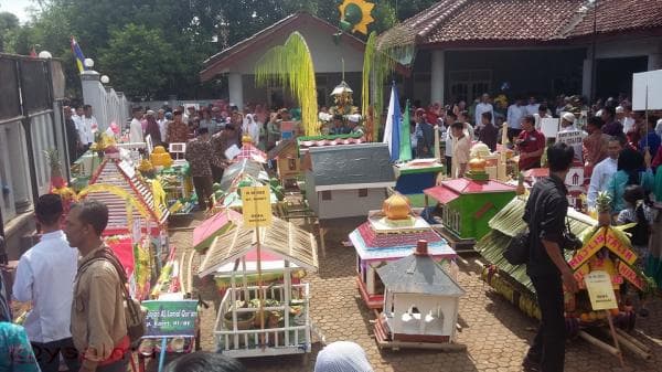 Pawai Dongdang, Tradisi Unik Warga Pandeglang Peringati Maulid Nabi Pawai Dongdang, Tradisi Unik Warga Pandeglang Peringati Maulid Nabi