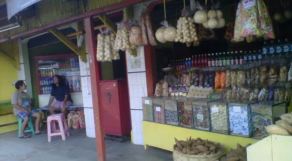 Warung Nyak Kopsah! Tempat Makan Viral Usai Direview Jujur Food Vlogger, Siapa Dia?