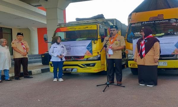 Dadang Supriatna Salurkan Bantuan Beras untuk 214.070 KPM di Kabupaten Bandung