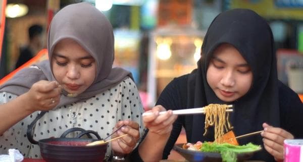 Sensasi Mie Bakar Khas Labuan Pandeglang Berbeda, Kuliner Unik yang Enak dan Murah