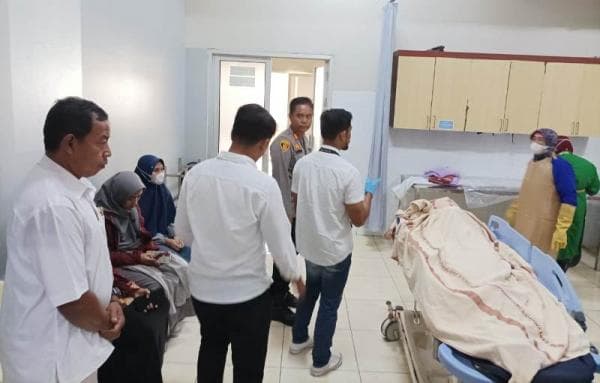 Mahasiswi UMY Tewas Terjatuh dari Lantai 4, Sempat Minum 20 Pil Brodrex Mahasiswi UMY Tewas Terjatuh dari Lantai 4, Sempat Minum 20 Pil Brodrex