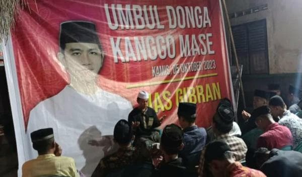Bolone Mase Rambah Borobudur, Ratusan Pemuda Doakan Gibran Jadi Pemimpin Bangsa