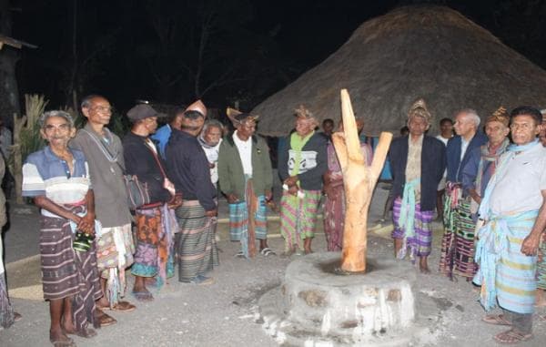 Ritual Peresmian Rumah Adat Suku Tas`au di Kabupaten TTU