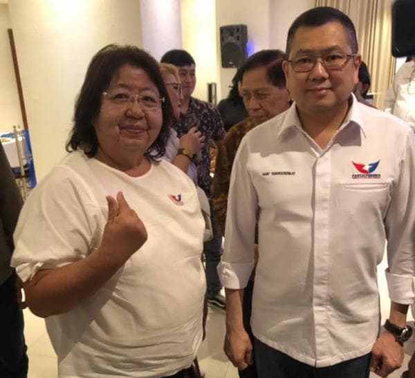 Liem Hong Eng Mendapat Sambutan Meriah Saat Diperkenalkan Sebagai Calon Bupati Sitaro 2024-2029