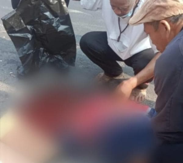 Pemotor Asal Banjar Tewas Terlindas Bus Budiman di Jalan Nasional Limbangan Garut Pemotor Asal Banjar Tewas Terlindas Bus Budiman di Jalan Nasional Limbangan Garut