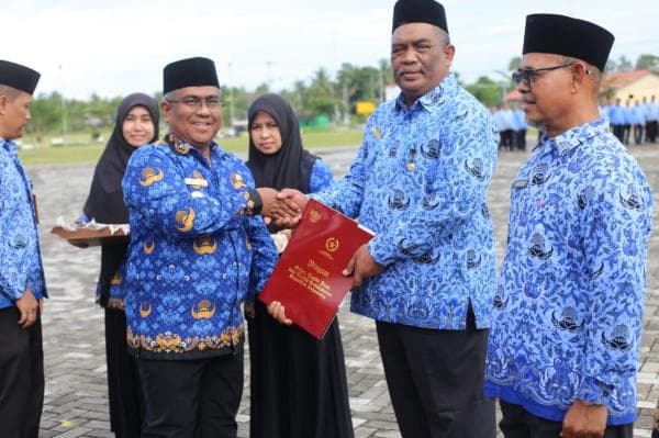 Upacara HUT Korpri di Aceh Utara Diwarnai Penghargaan Satyalancana dan Bagi-Bagi Hadiah