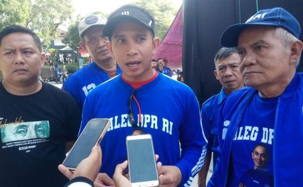Maju Dapil Jabar X, Dipo Nurhadi Ilham: DPR RI Harus Kita Rebut Kembali Maju Dapil Jabar X, Dipo Nurhadi Ilham: DPR RI Harus Kita Rebut Kembali