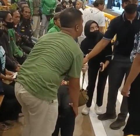 Viral! Wanita asal Kota Banjar Pingsan Saat Antre Mie Gacoan di Ciamis