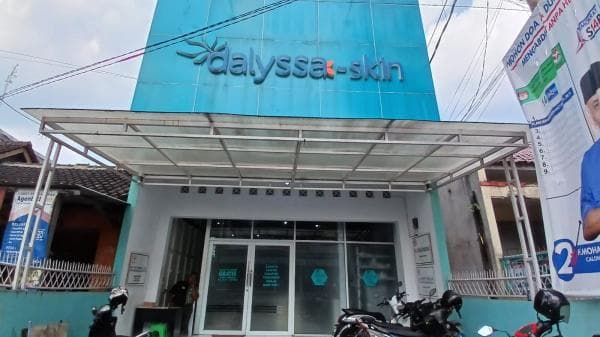 Dalyssa Skin di Tasikmalaya Hadirkan Metode PRP Hair Growth untuk Perawatan Rambut Rontok Dalyssa Skin di Tasikmalaya Hadirkan Metode PRP Hair Growth untuk Perawatan Rambut Rontok