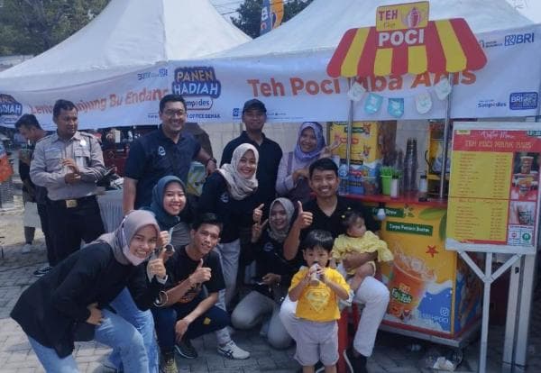 Es Teh Manis Mama Anis Jadi Primadona di New Pasar.id