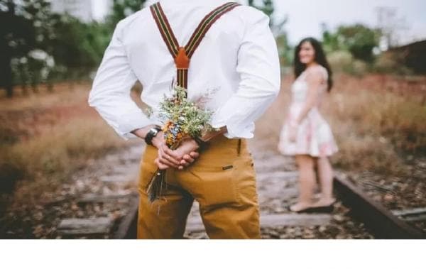 47 Kata-Kata Gombalan Dijamin bikin Cewek Salting, Cocok untuk Dikirim ke Gebetan!