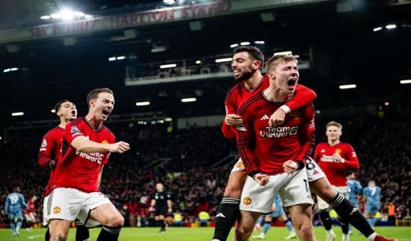 Hasil Bola Tadi Malam: Man United Akhirnya Raih Kemenangan, Liverpool Rebut Puncak Klasemen