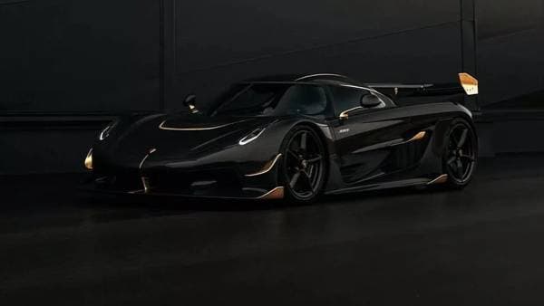Dipesan Khusus, Koenigsegg Bersepuh Emas 24 Karat Dibanderol Rp 45 Miliar