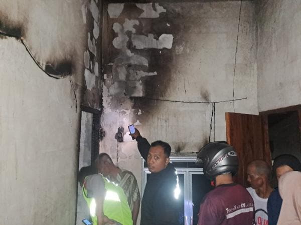 Gegara Konsleting Listrik, Rumah Warga di Tegowanu Grobogan Kobong