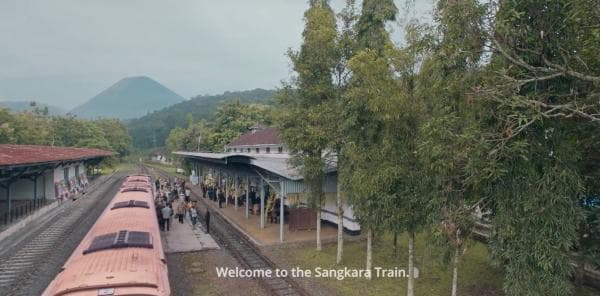 Sinopsis Film Kereta Berdarah, Kengerian di Balik Terowongan