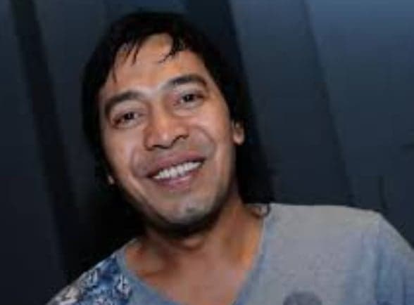 Komedian Komeng Ternyata Muncul Sebagai Caleg DPD RI Dapil Bekasi Komedian Komeng Ternyata Muncul Sebagai Caleg DPD RI Dapil Bekasi