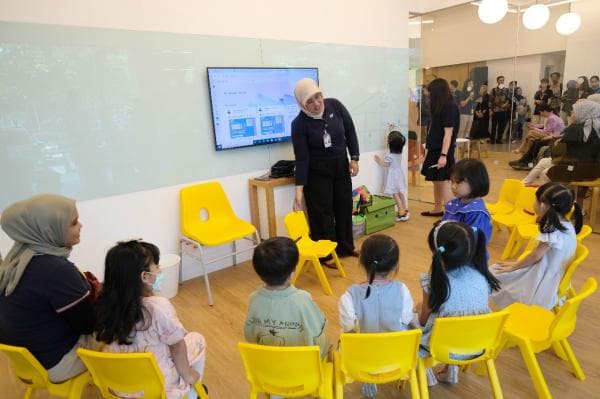 Mau Pandai Berbahasa Inggris, EF English First Kini Hadir di Galaxy Mall, Temukan Kemudahannya