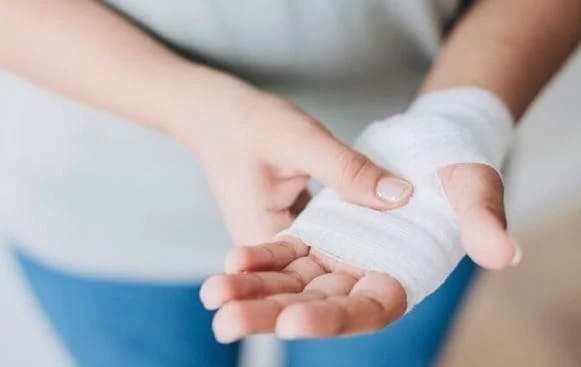 Diduga Tiru Adegan di TikTok, Puluhan Siswi SMPN di Gunungkidul Sayat Tangan Pakai Silet