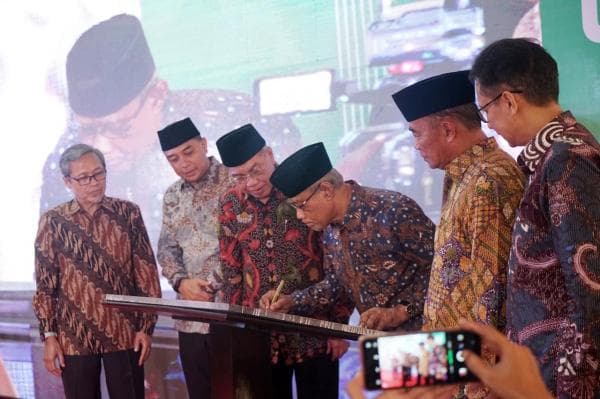 Gedung Pencakar Langit UM Surabaya Diresmikan, Tertinggi di Kampus Jawa Timur Gedung Pencakar Langit UM Surabaya Diresmikan, Tertinggi di Kampus Jawa Timur