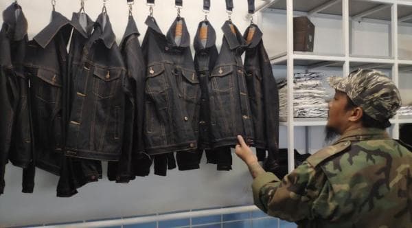 Denim Works Surabaya, Tempat Berkumpulnya Anak Muda yang Miliki Gaya Klasik, Bisa Pesan Ukuran Denim Works Surabaya, Tempat Berkumpulnya Anak Muda yang Miliki Gaya Klasik, Bisa Pesan Ukuran