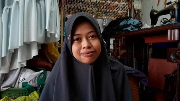 Berkah Ramadhan, Penjahit Rumahan Banjir Orderan Baju Lebaran