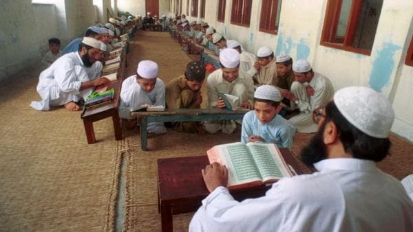 Pakistan Geser Indonesia sebagai Negara Populasi Muslim Terbesar di Dunia